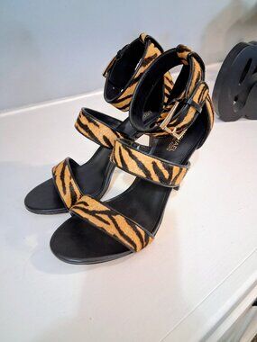 Michael Kors Animal Print Pumps